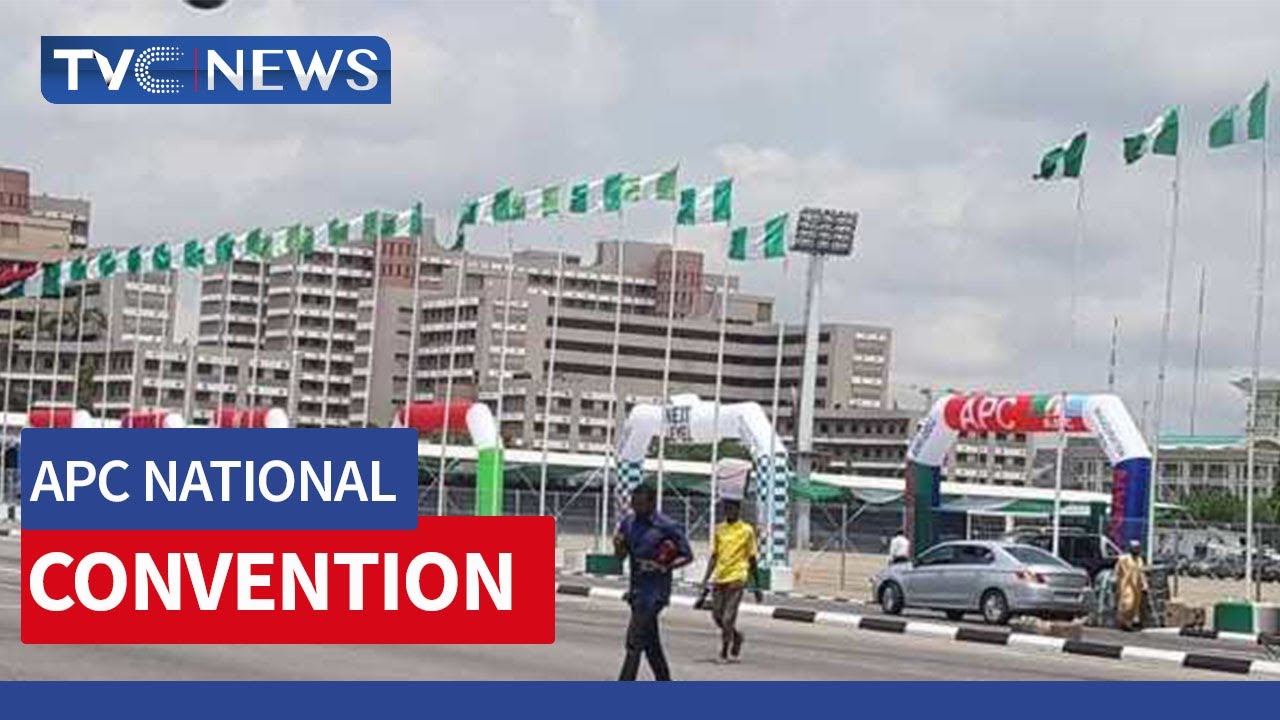 (WATCH) Police Restrict Traffic Around Eagle Square, Abuja