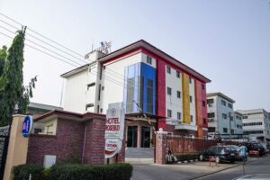 Hotel Rosebud4