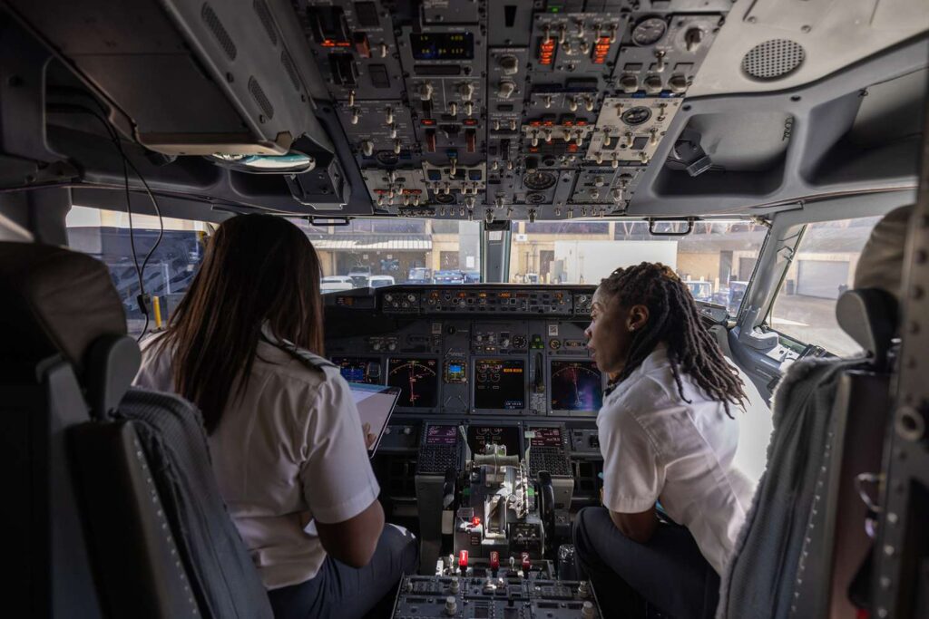 Top 10 Hottest White Collar Jobs in Abuja 16 black female pilot