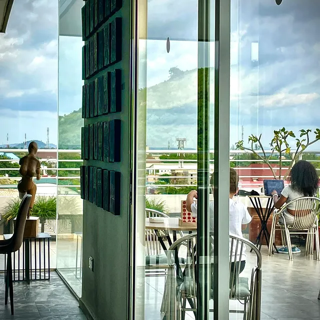 Moeshen Café Bar Abuja